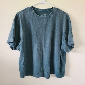 Universal Threads - XS Faded Green Drop Sleeve T-Shirt